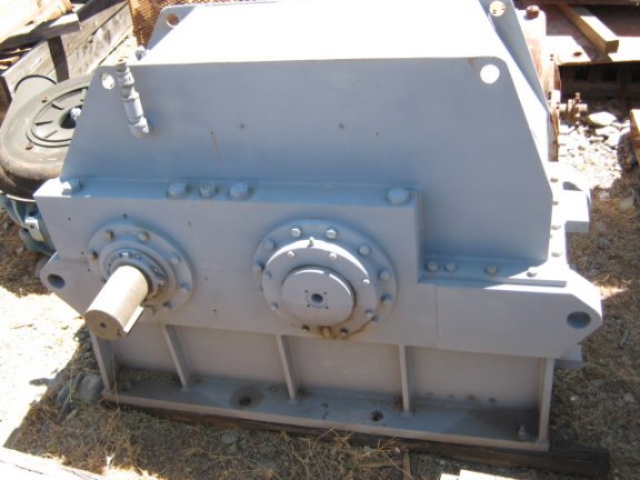 Falk Gearbox, Model 26.5x15zg1s, Ratio 5.957:1)